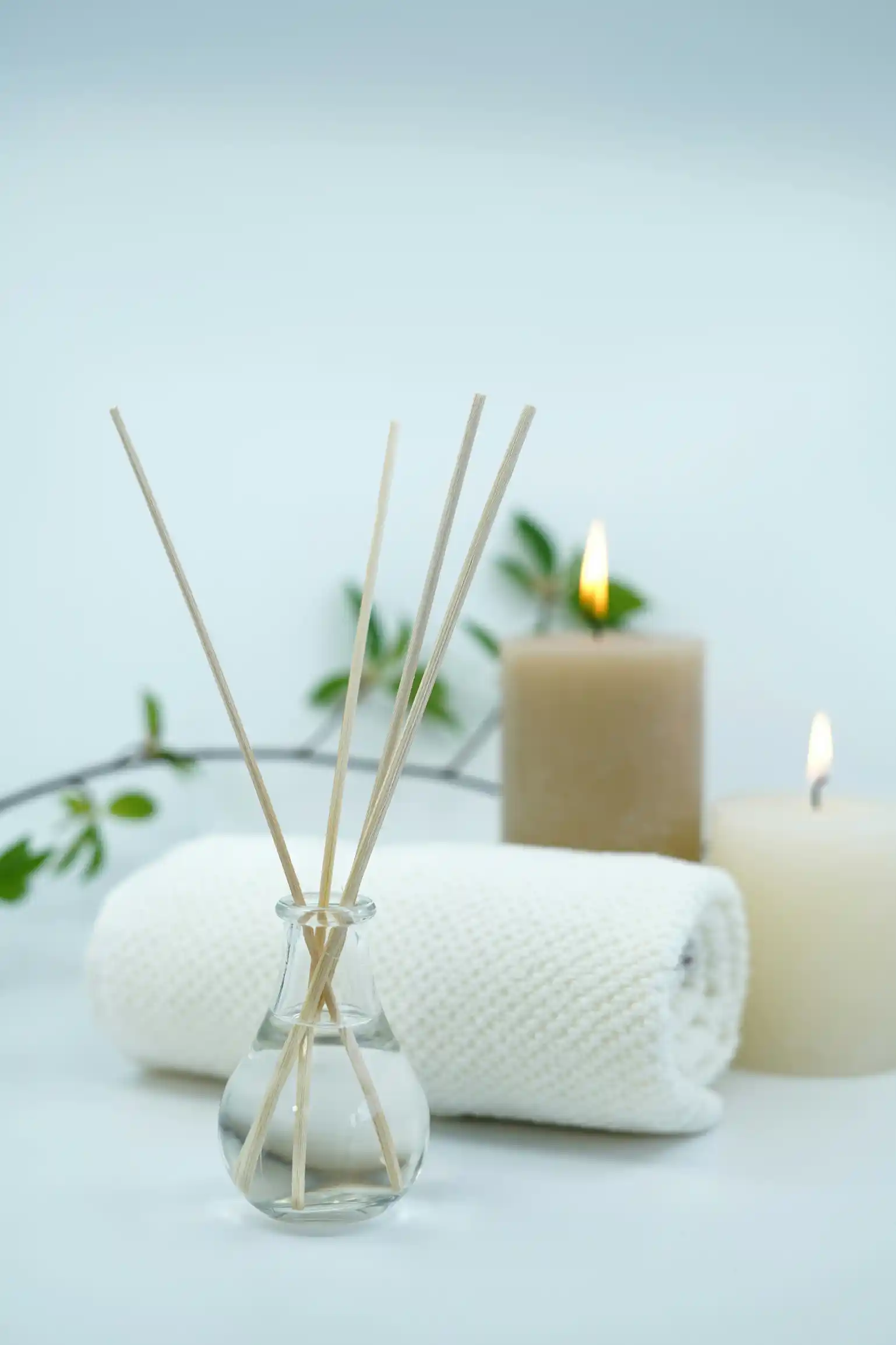 Four hand spa massage at Gulshan Lotus Spa