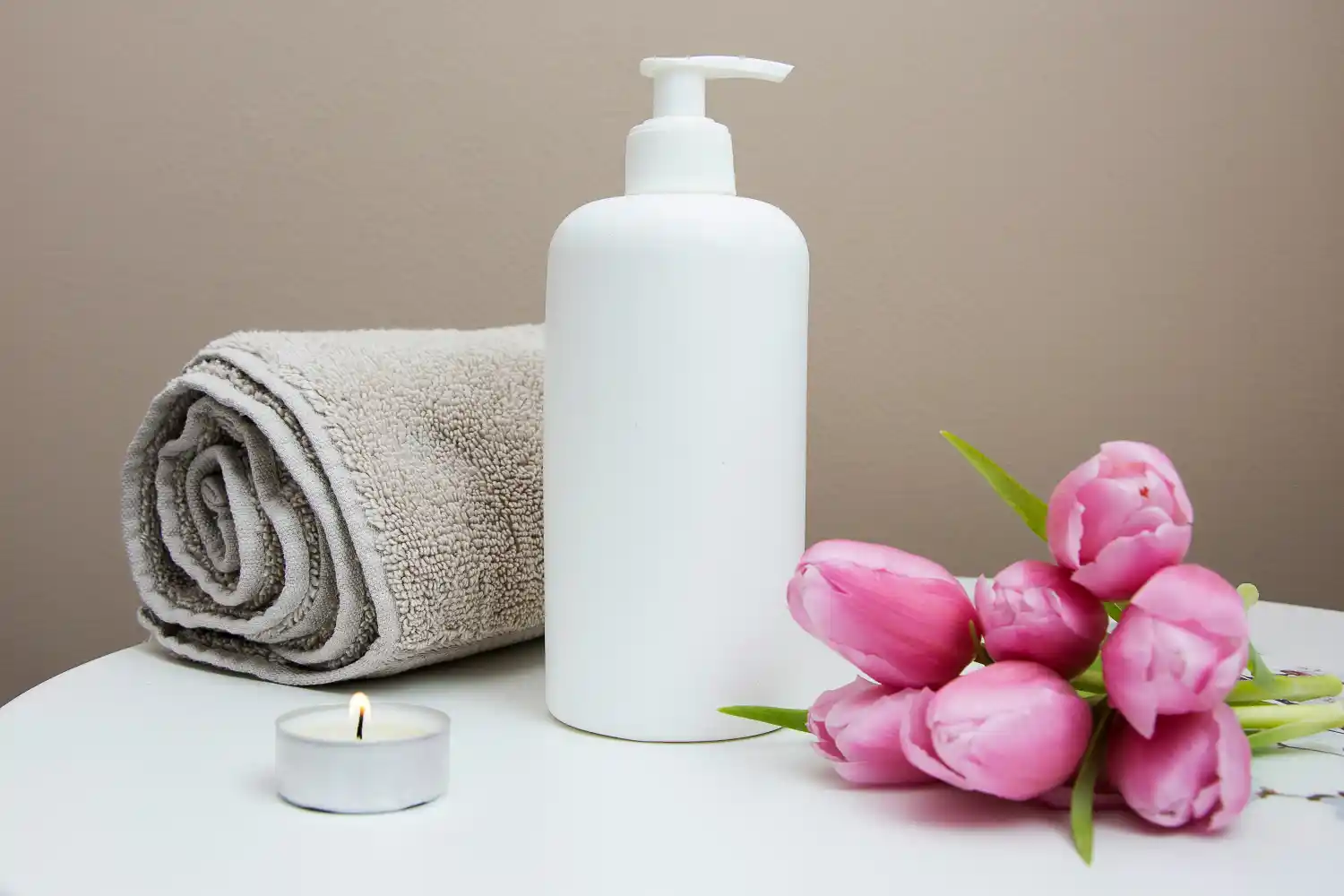 Oil massage spa at Gulshan Lotus Spa